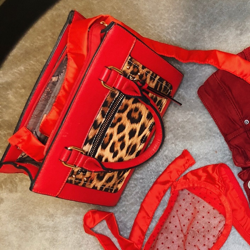 Red Leopard Tote